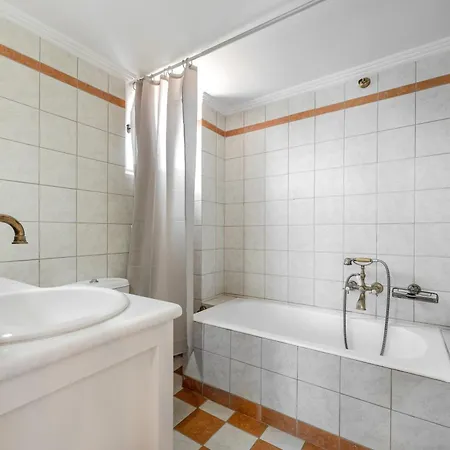Villa Helianthos Douliana