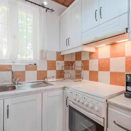 Villa Helianthos *