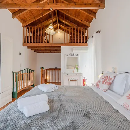 Helianthos Villa *