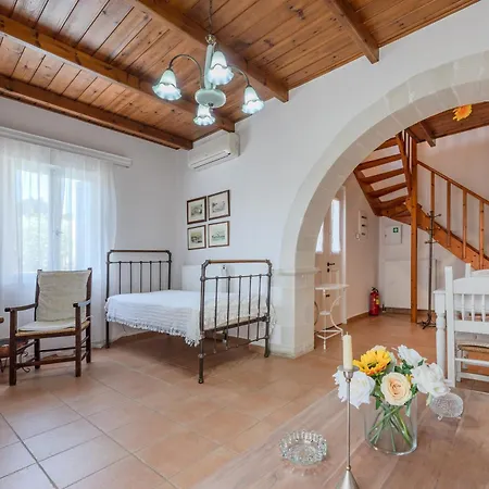 Helianthos Villa Douliana