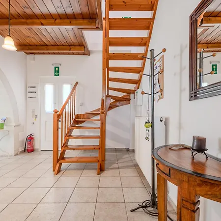 Helianthos Villa